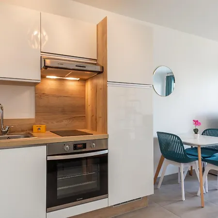 Apartmán Downtown Disneyland Paris - 4 Pers 10 Min *